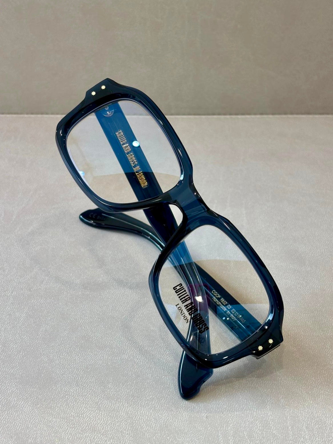 Cutler And Gross 9852 - 52/19 - 03