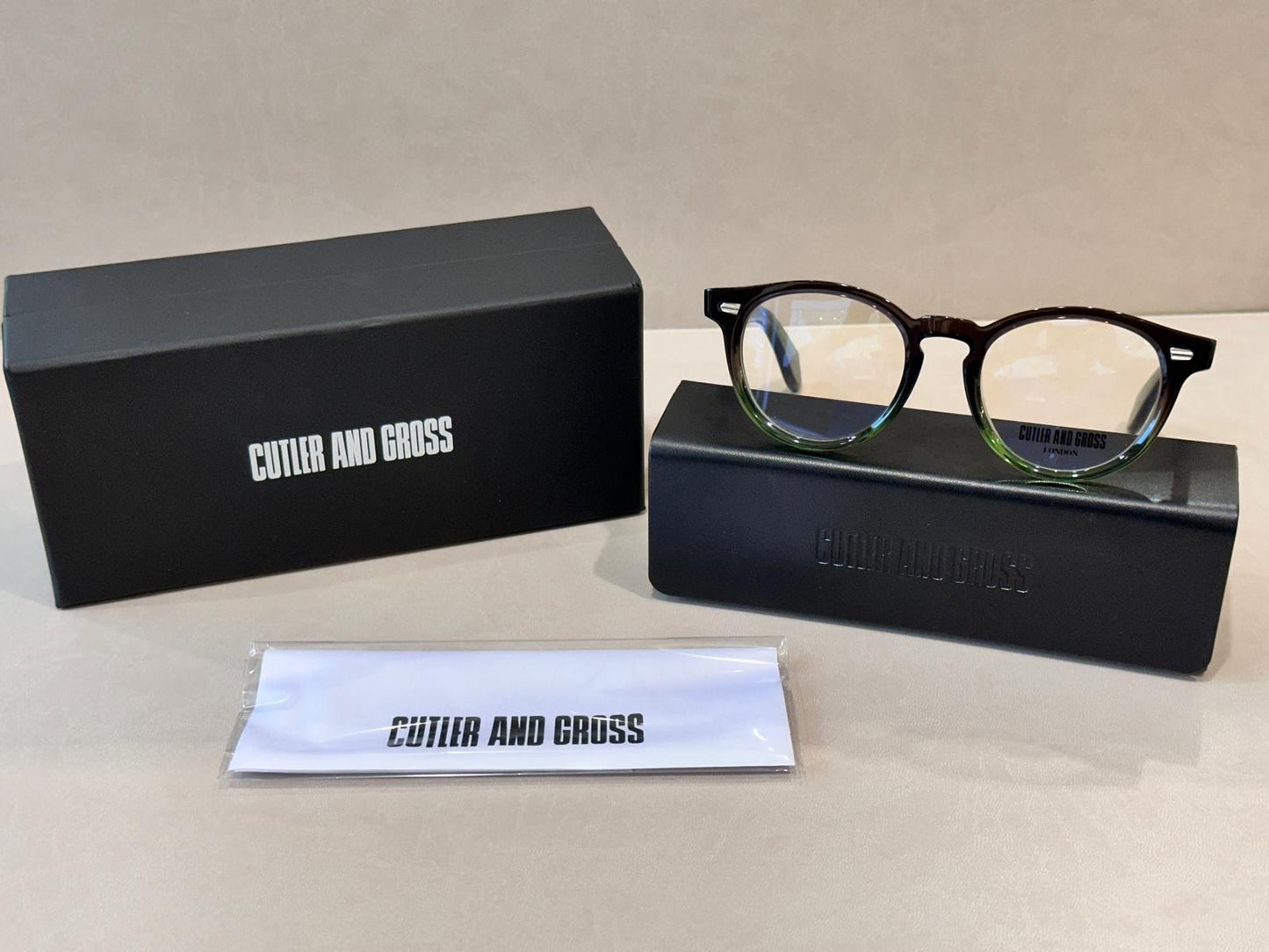 Cutler And Gross 9378 - 48/19 - 04