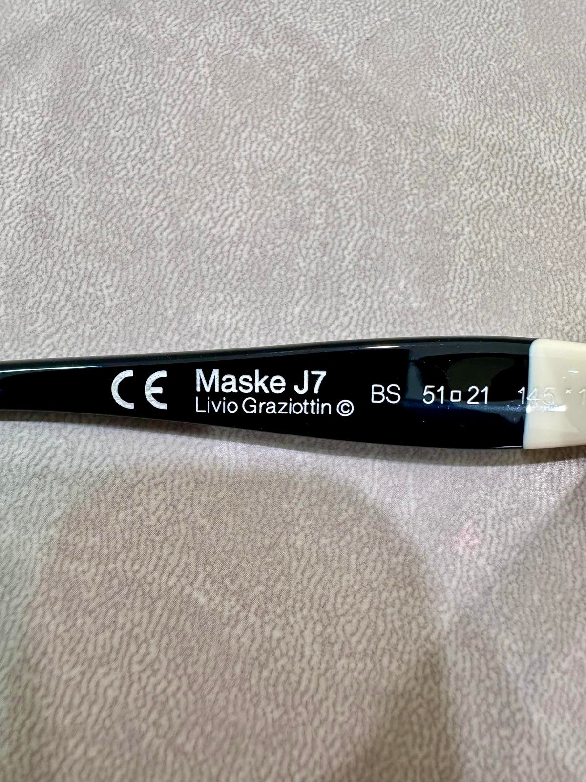 Kuboraum Berlin Maske J7 - 51/21 - BS