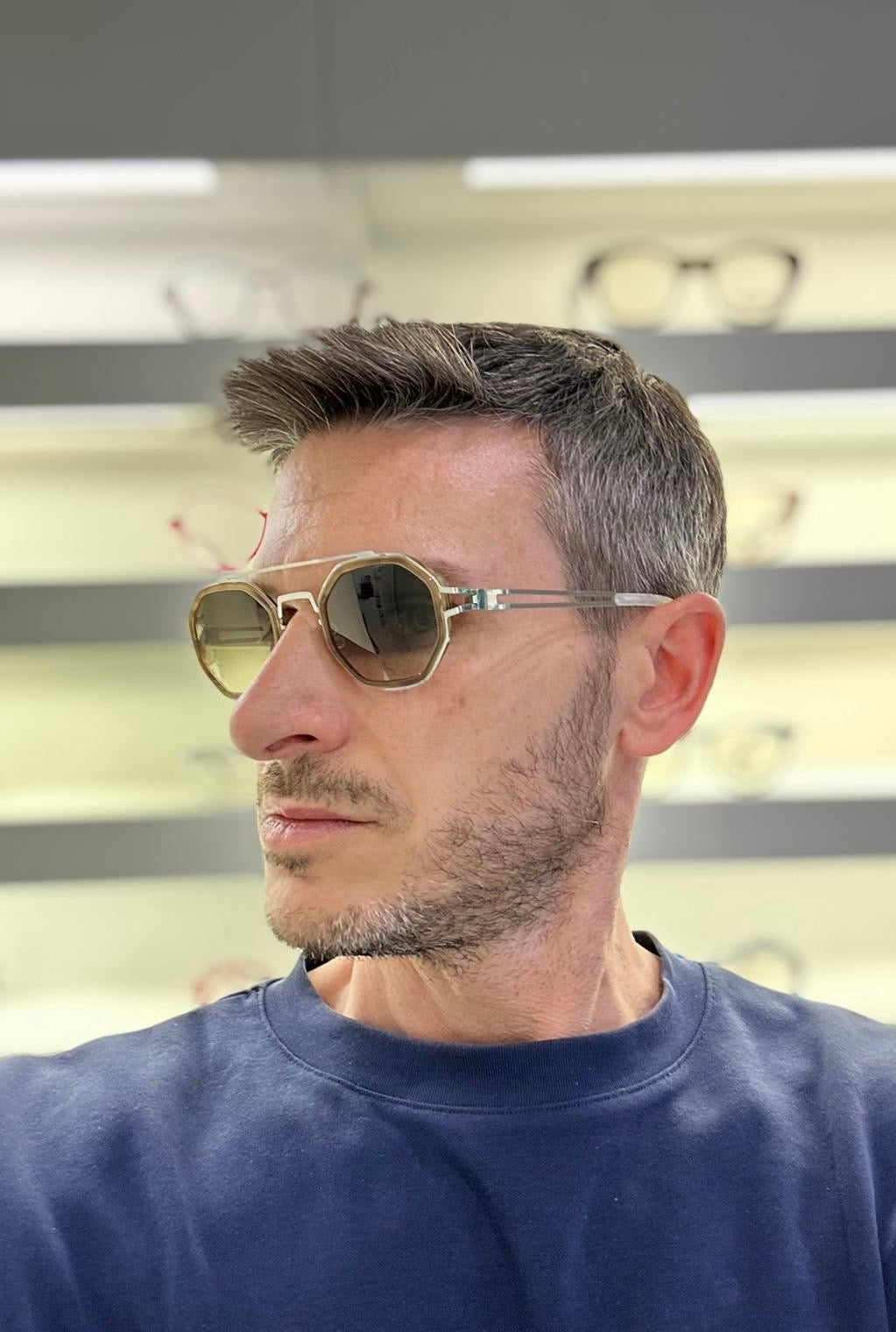 Mykita Decades Sun ARTURO - 50/26 - 370 Shiny Silver
Galapagos