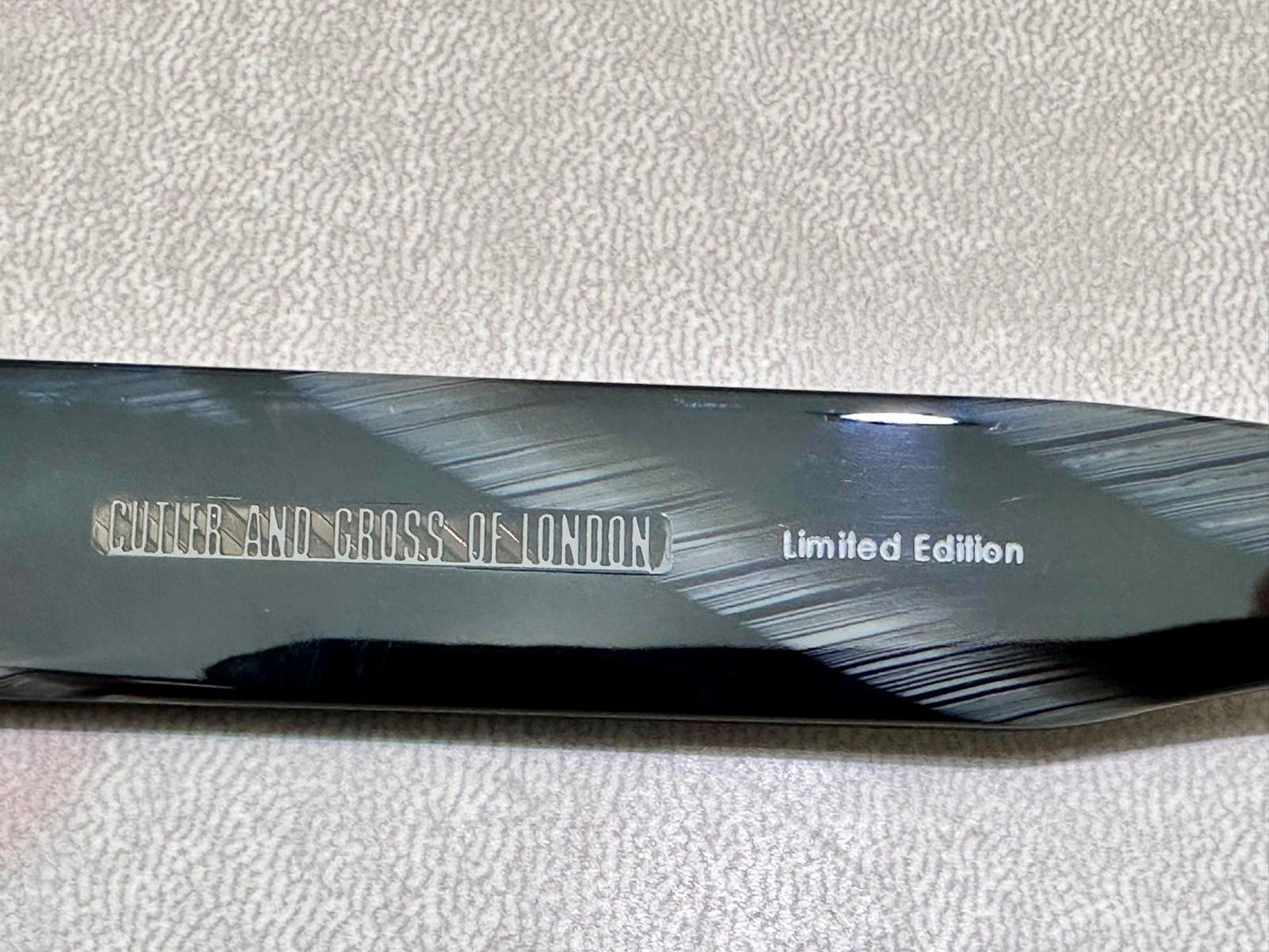 Cutler And Gross 1402 - 50/23 - T1 Obsius