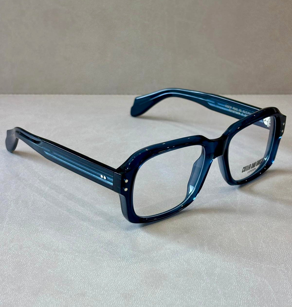 Cutler And Gross 9852 - 52/19 - 03