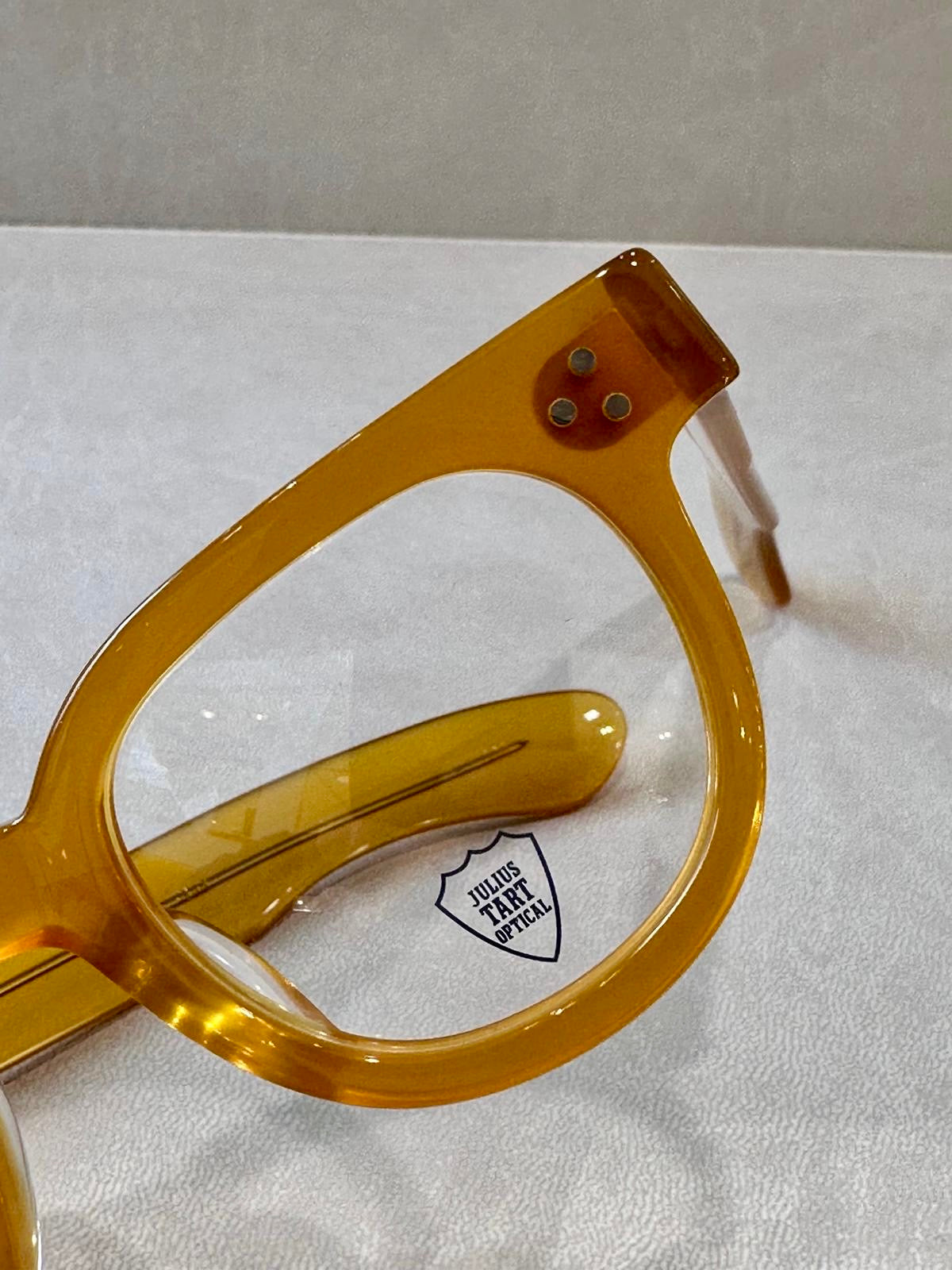 Julius Tart Optical FDR - PL-106S - 46/24 - VTY/Vintage Yellow