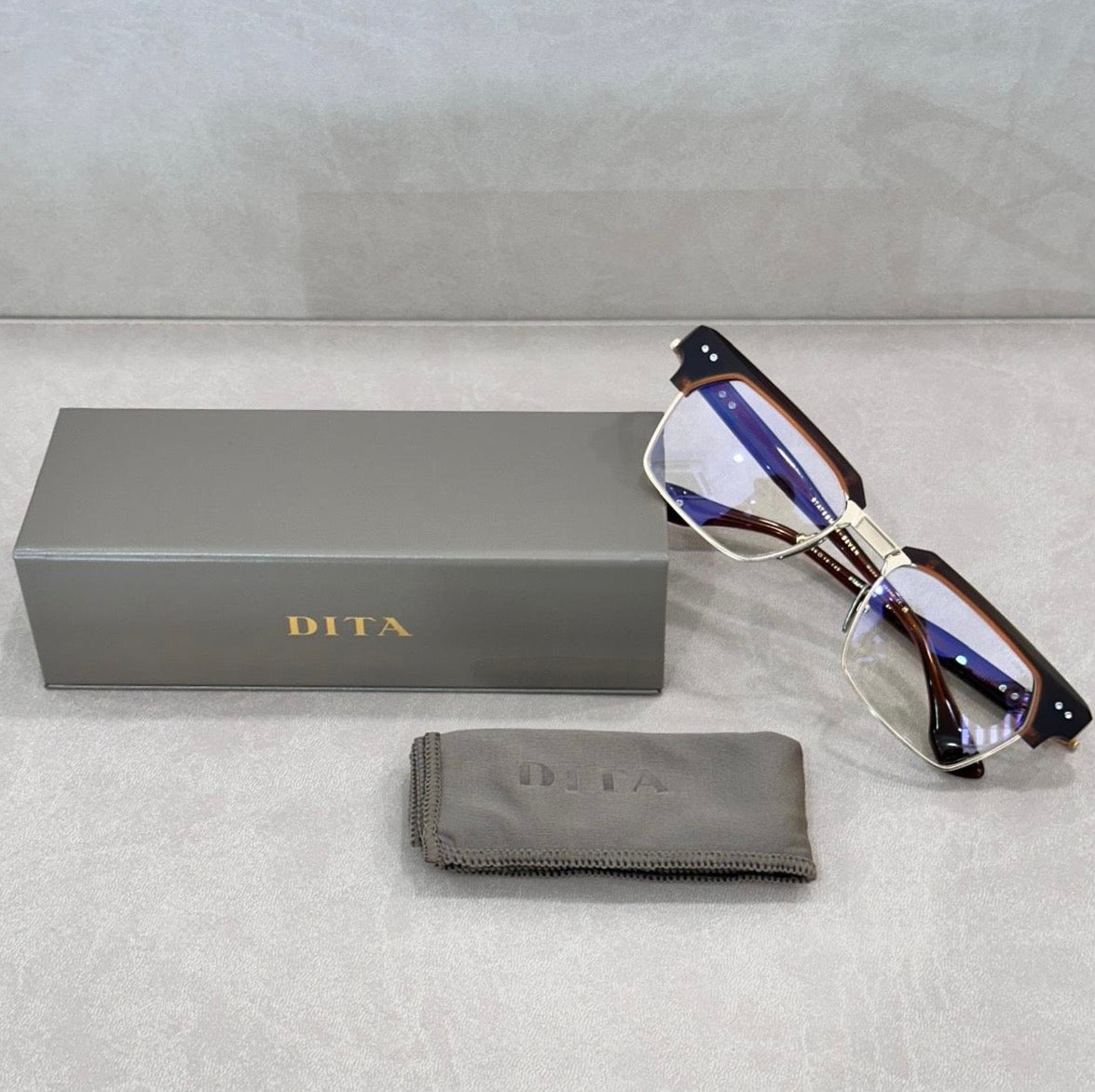 DITA STATESMAN Seven DTX443-A - 55/19 - 02 Matte Root Beer/Antique White Gold