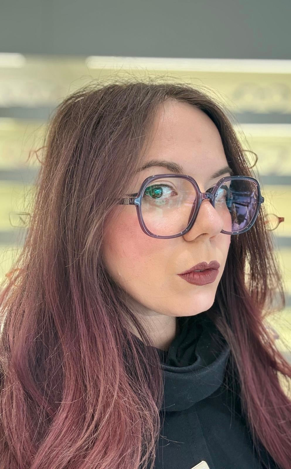 Mykita Acetate Grace FARAH
- 54/18 - 373 Sweet Grape Pearl