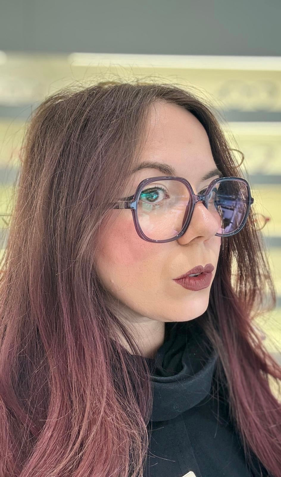 Mykita Acetate Grace FARAH
- 54/18 - 373 Sweet Grape Pearl