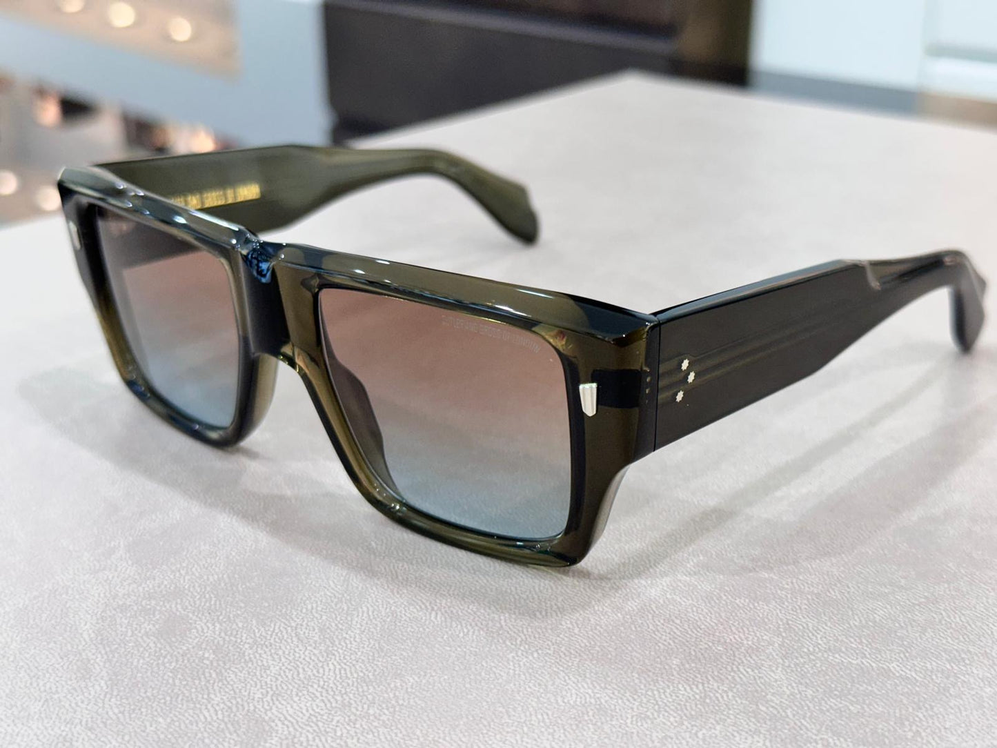 Cutler And Gross 1414 - 54/21 - 03