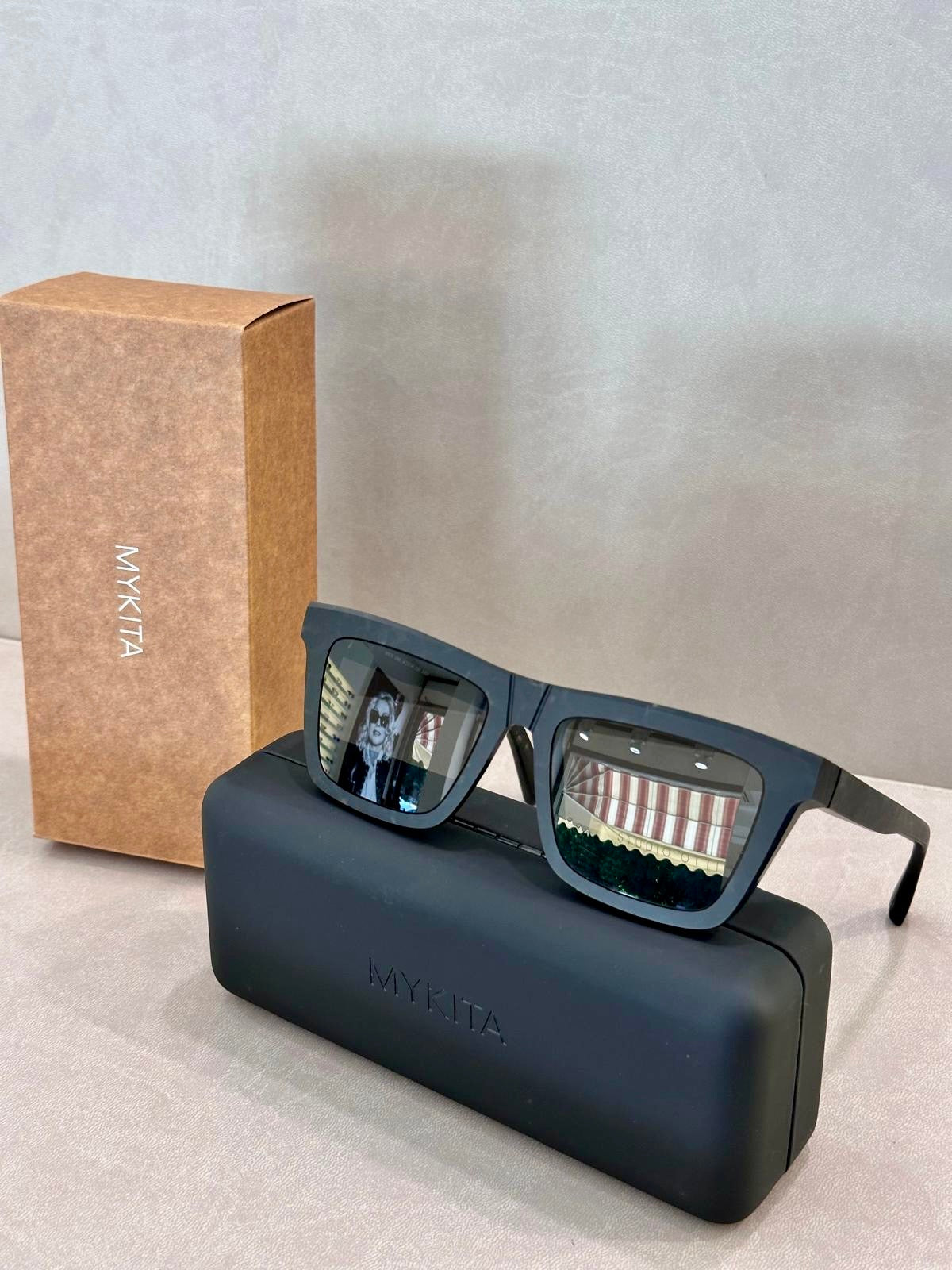 Mykita Acetate Bold LOME - 54/17 - 801 Chilled Raw Black Havana