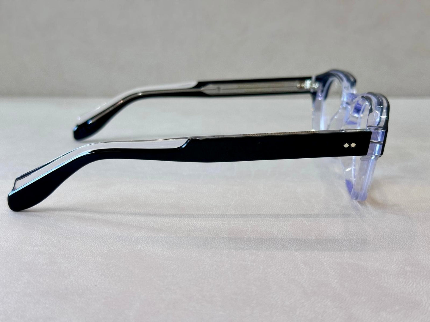 Cutler And Gross 1420 - 47/24 - 01