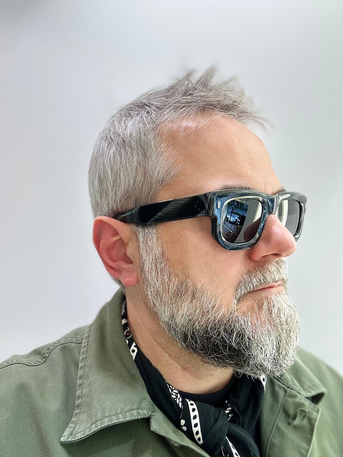 Cutler And Gross 1402 - 50/23 - T1 Obsius