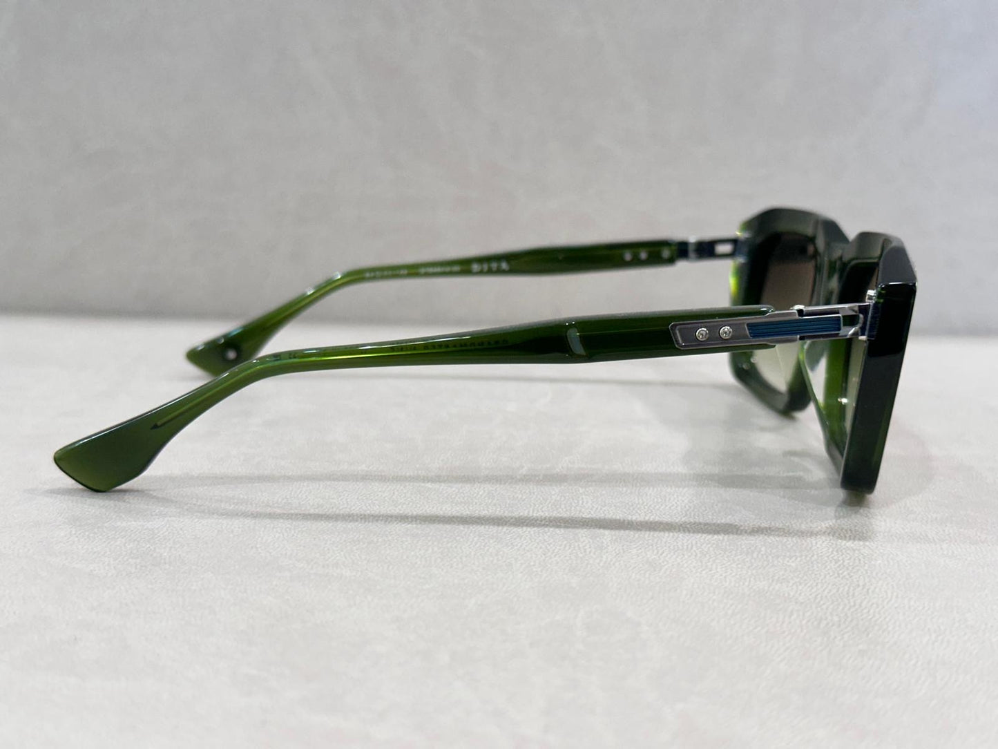 DITA Eyewear Grandmaster-Nine DTS464 - 54/20 - 03 Crystal Black Moss/Antique Silver