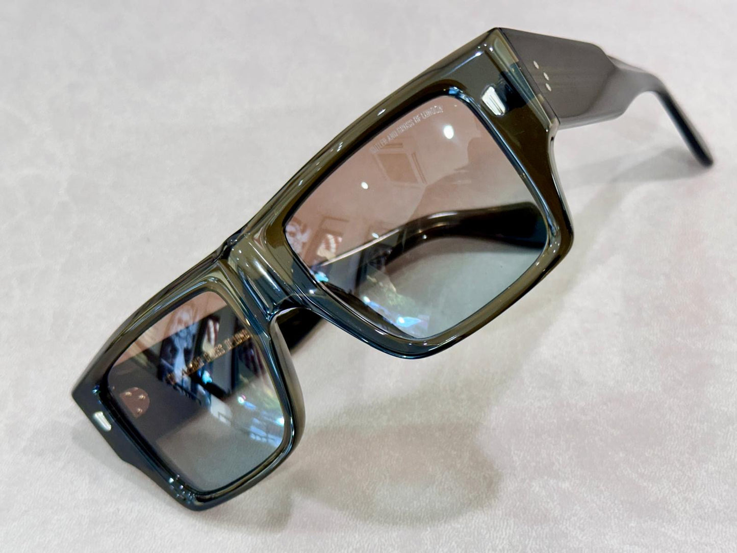 Cutler And Gross 1414 - 54/21 - 03