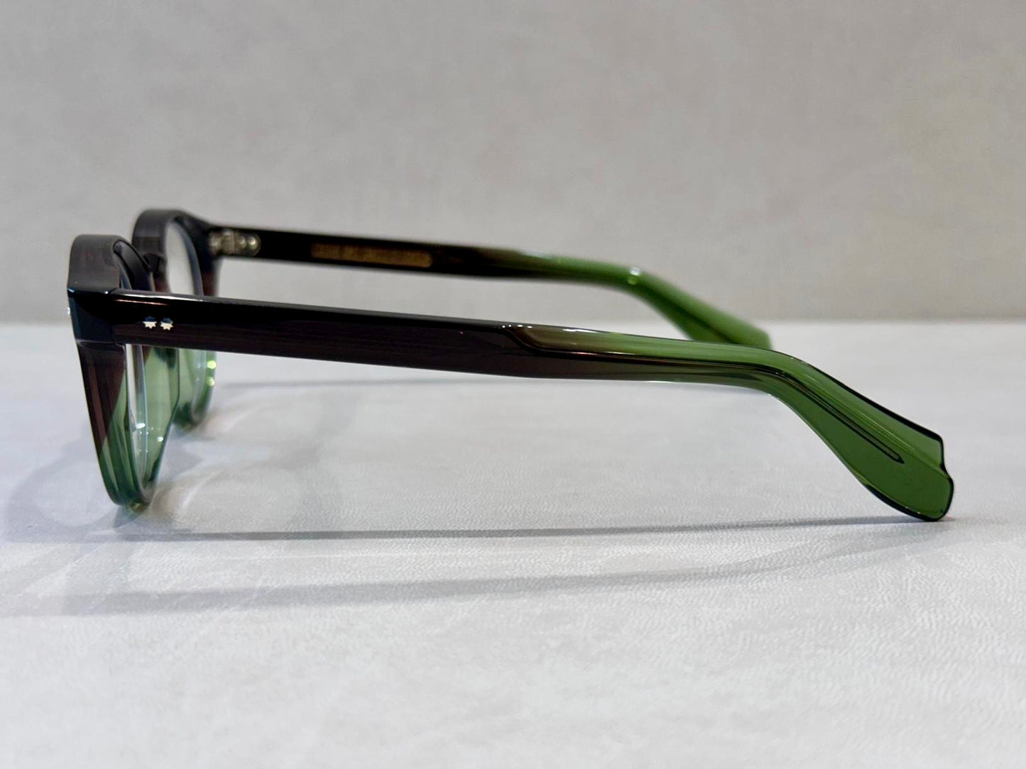 Cutler And Gross 9378 - 48/19 - 04