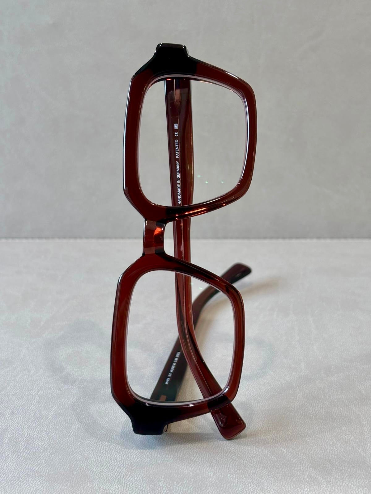 Mykita Acetate Bold RUE
- 48/23 - 788 Pine Honey