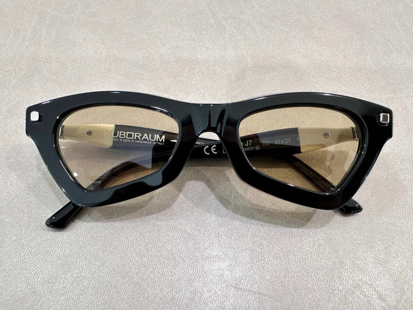 Kuboraum Berlin Maske J7 - 51/21 - BS