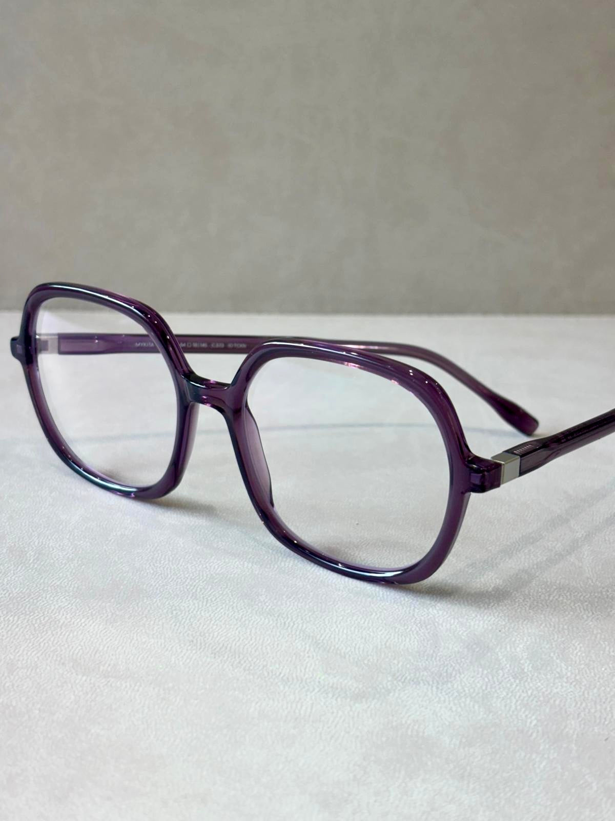 Mykita Acetate Grace FARAH
- 54/18 - 373 Sweet Grape Pearl
