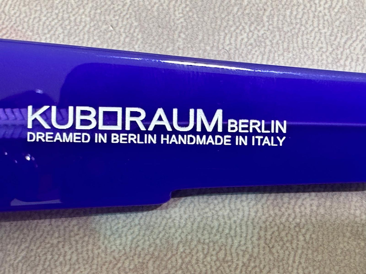 Kuboraum Berlin Maske X6 - 53/21 - LB