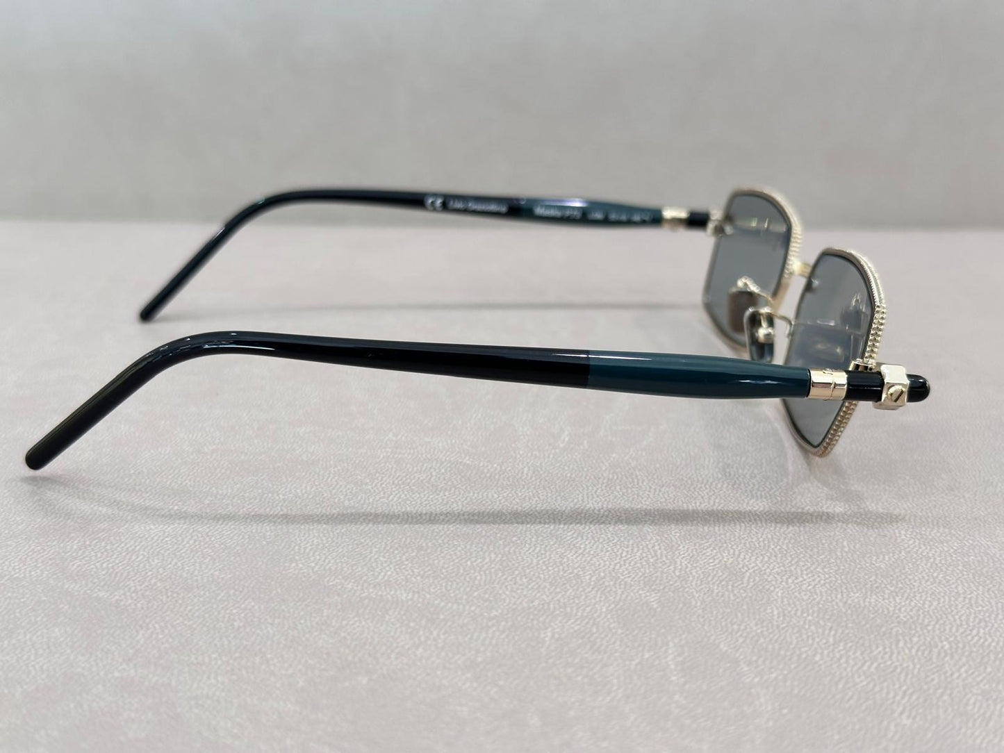 Kuboraum Berlin Maske P73 - 52/18 - LGM