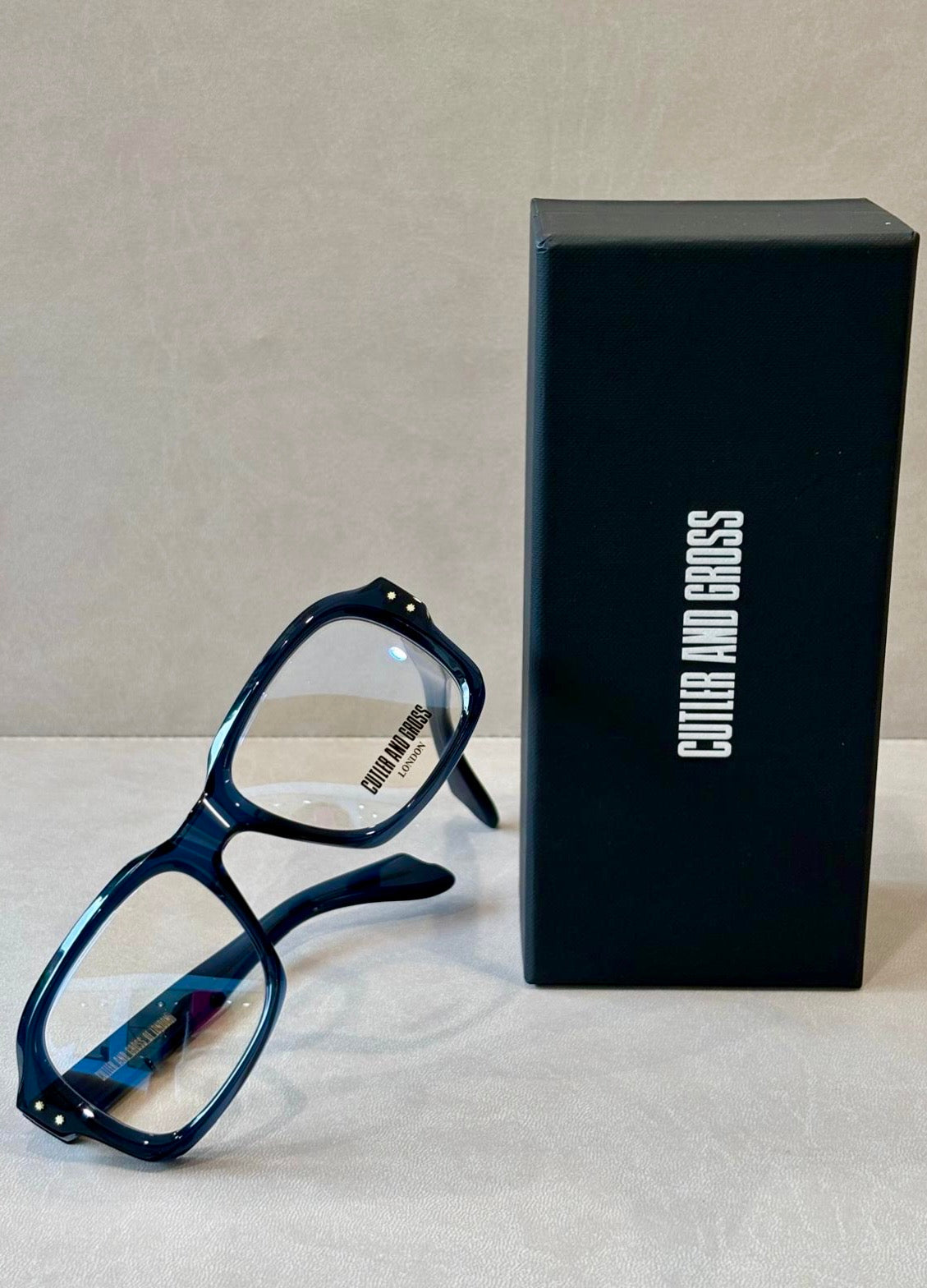 Cutler And Gross 9852 - 52/19 - 03